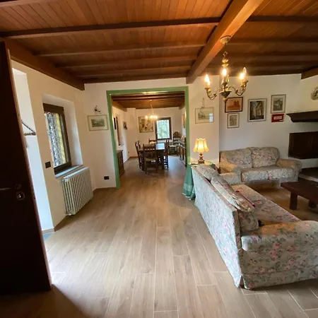 Casa vacanze Casale Vera *